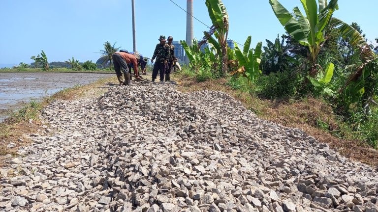 Kodim 0622 Kabupaten Sukabumi Bangun Jalan Lingkungan, Masyarakat Simpenan Sumringah