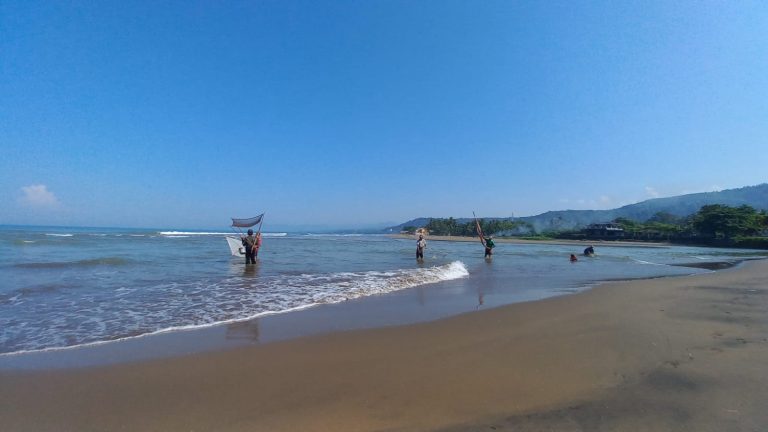 Hati-hati, BMKG Keluarkan Peringatan Dini Gelombang Tinggi di Selatan Sukabumi