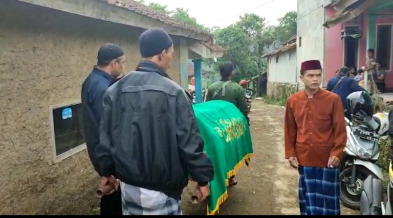 Bocah Kelas 3 SD di Sukabumi Tewas Dikeroyok Kakak Kelas, Tulang Dada dan Punggung Retak