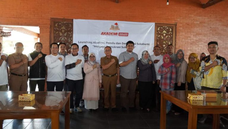 Mantan Anggota KPU dan Bawaslu Gabung di APD Sukabumi