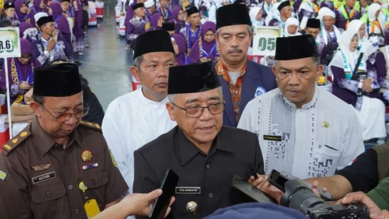 Iyos Somantri Bacalon Bupati Sukabumi Terkaya, Sesuai Situs LHKPN BPK RI Dibanding Asjap dan Adnan